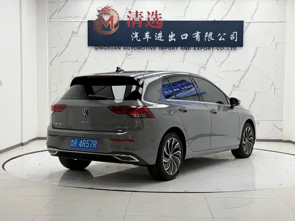 Volkswagen Golf 2022