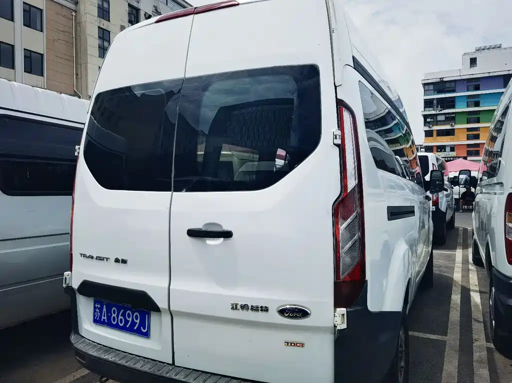 Ford Transit 2019 — фото 11