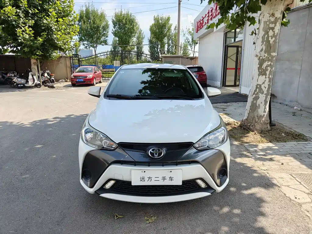 Toyota Yaris L 2020