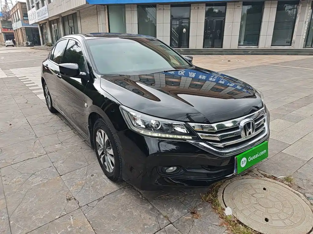 Honda Accord 2015 — фото 4