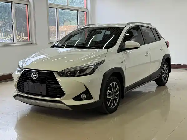 Toyota Yaris L 2022