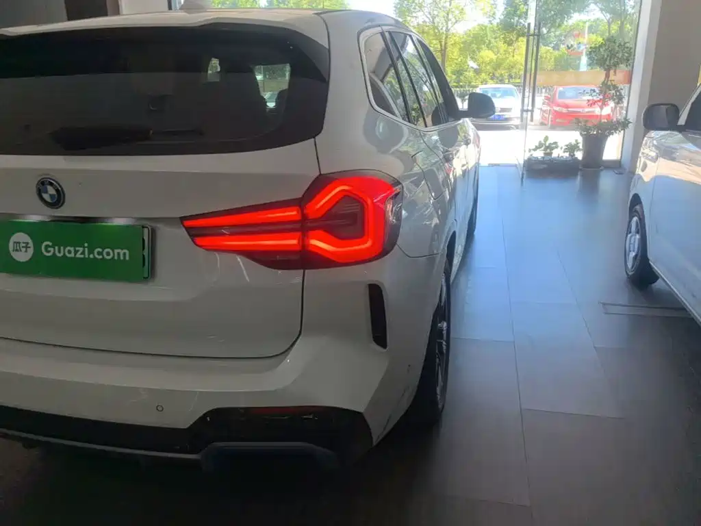 BMW iX3 2021 — фото 24