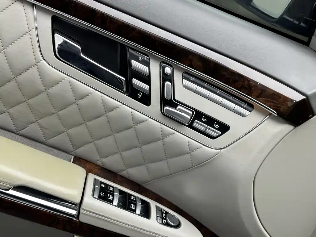 Mercedes-Benz S-Class AMG 2013 — фото 22