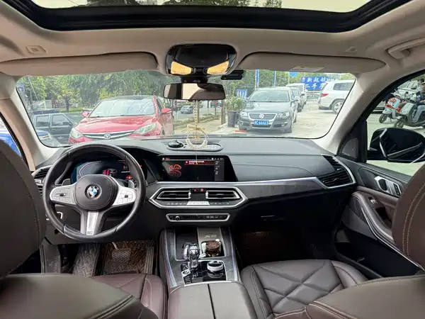BMW X5 2023