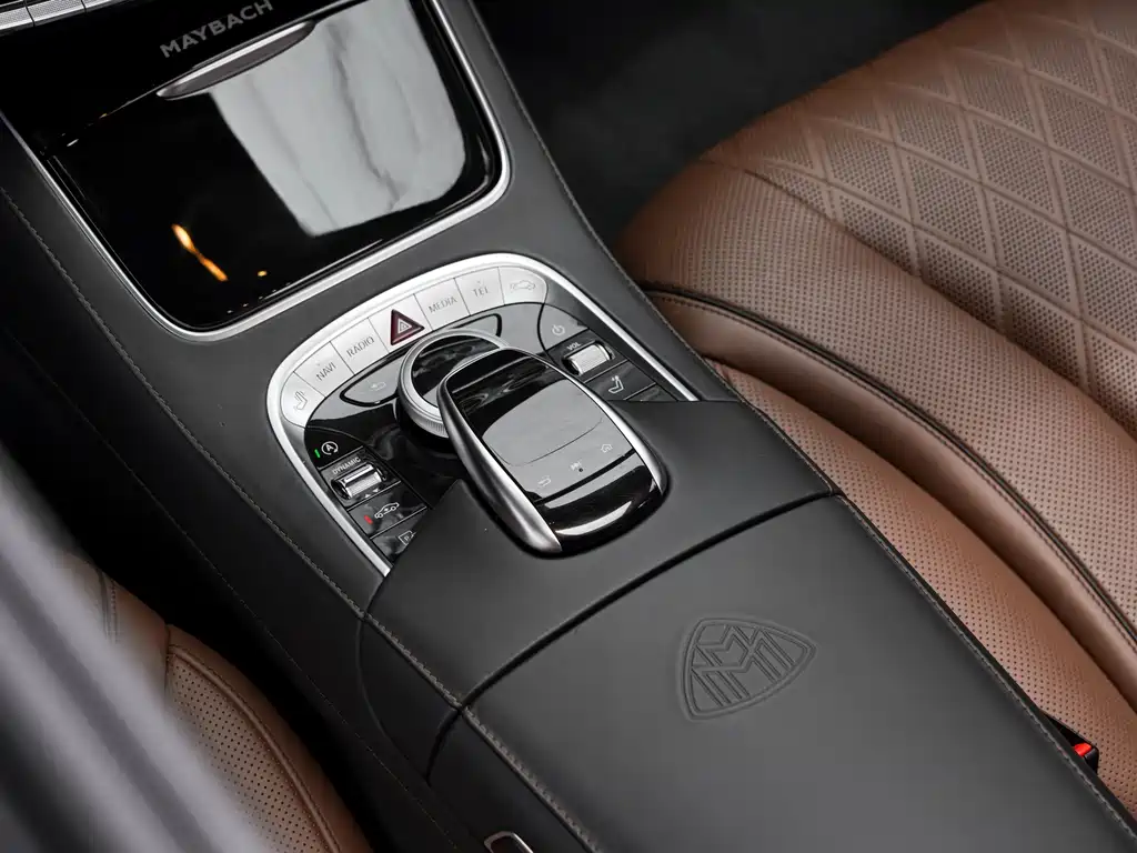 Mercedes-Benz Maybach S-Class 2019 — фото 37