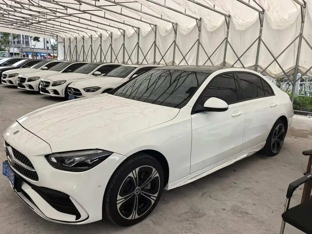 Mercedes-Benz C-Class 2023 — фото 4