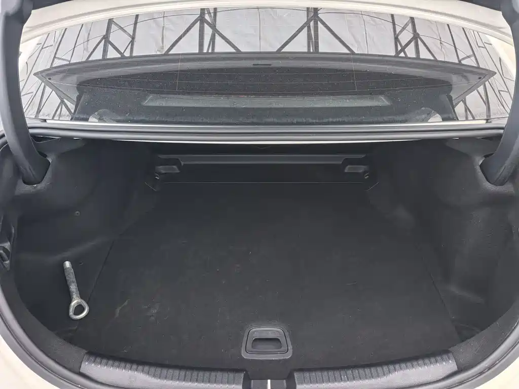 Mercedes-Benz C-Class 2023 — фото 14