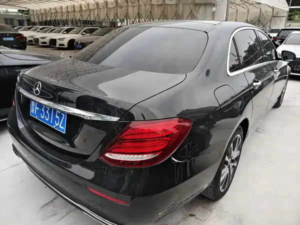 Mercedes-Benz E-Class 2016
