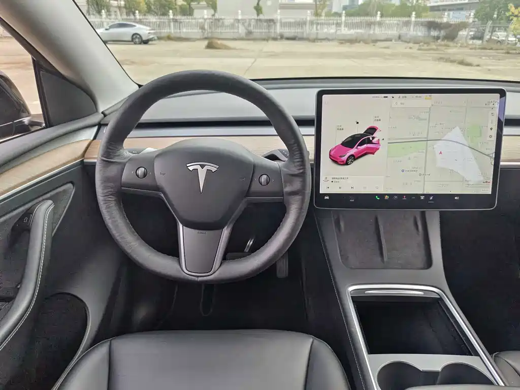 Tesla Model Y 2021 — фото 9