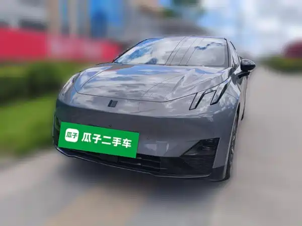 Lynk & Co Z20 2025