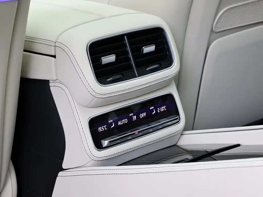Mercedes-Benz GLS 2021 — фото 23