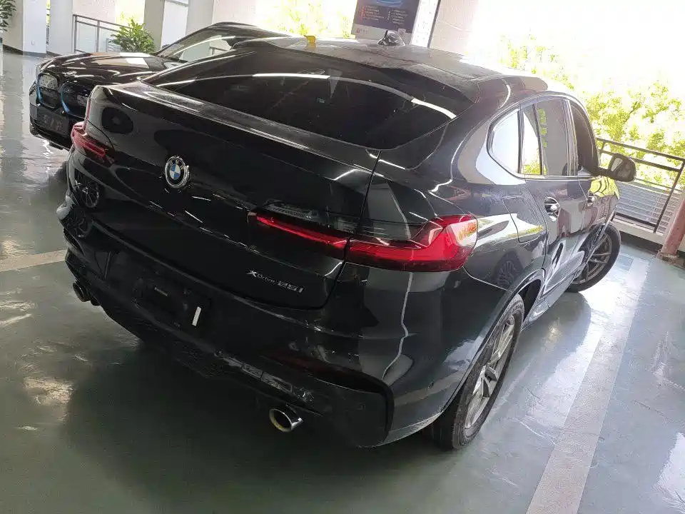 BMW X4 2019 — фото 9
