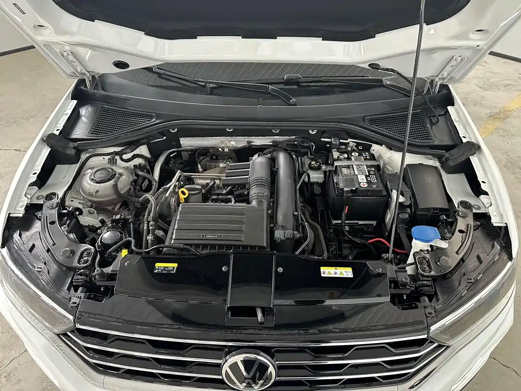 Volkswagen T-Roc 2022 — фото 19