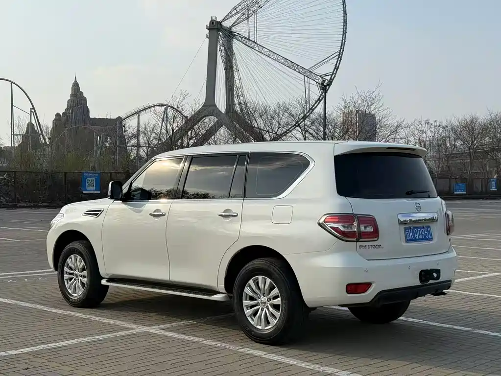 Nissan Patrol 2017 — фото 4