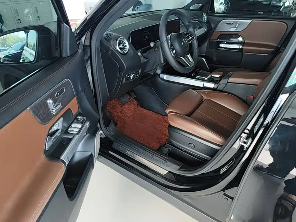 Mercedes-Benz GLB 2020 — фото 15
