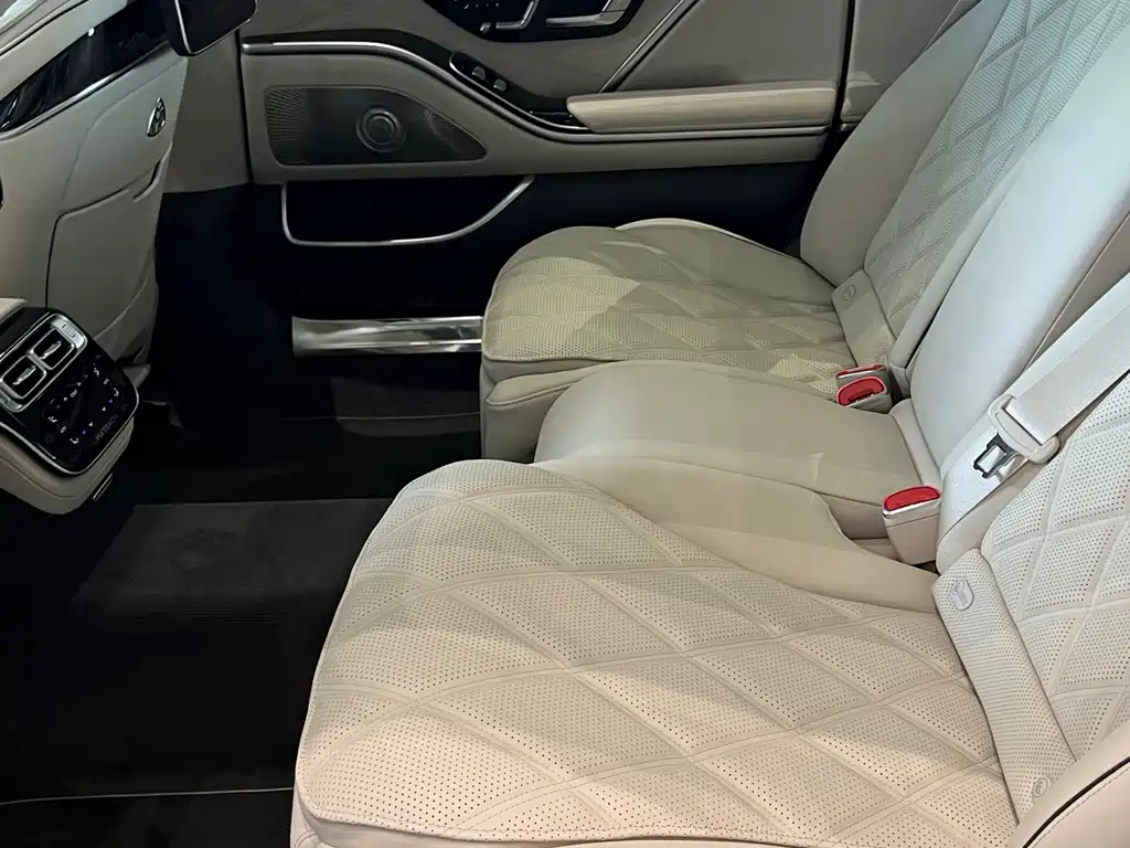 Mercedes-Benz Maybach S-Class 2026