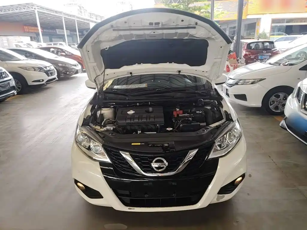 Nissan Tiida 2018 — фото 20