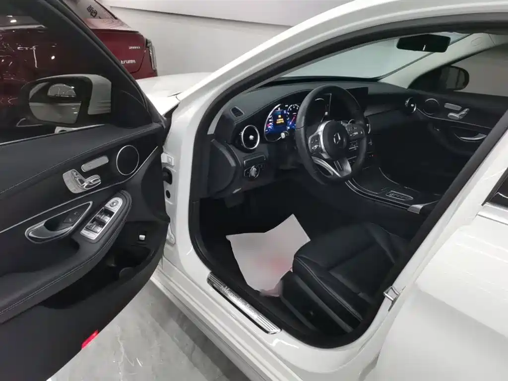 Mercedes-Benz C-Class 2021 — фото 16