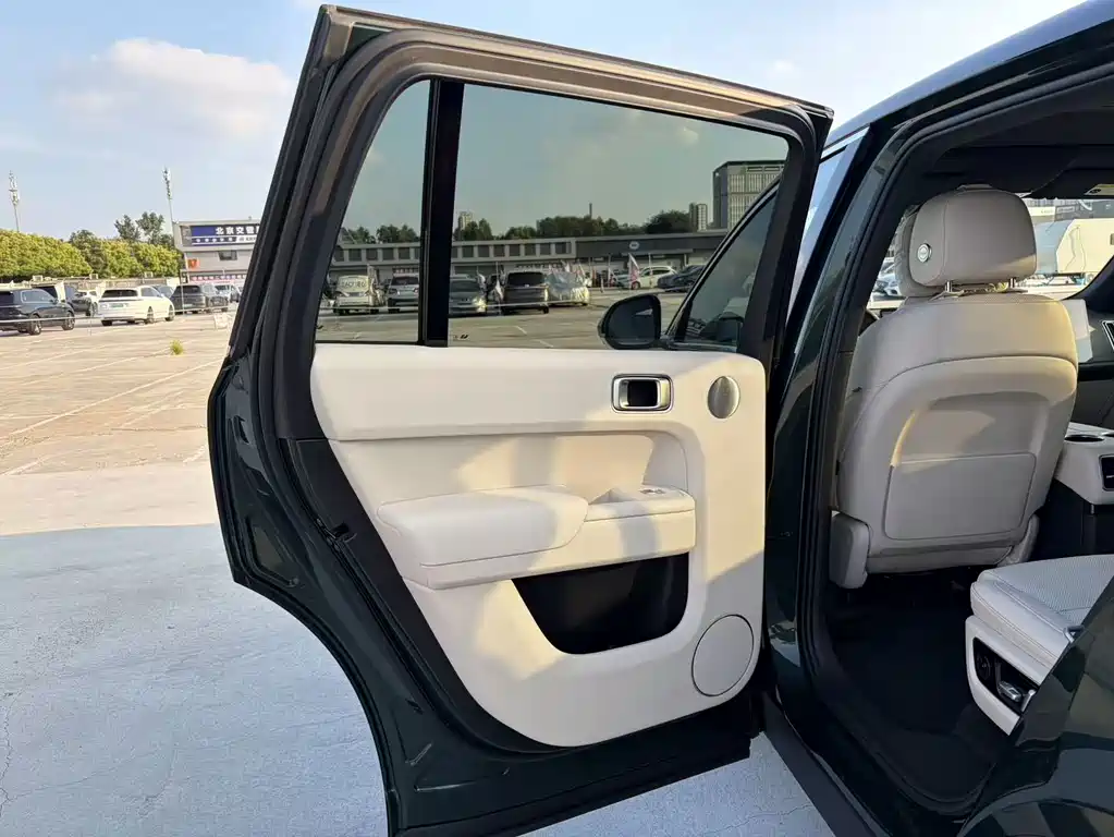 Li Auto L9 2023 — фото 12
