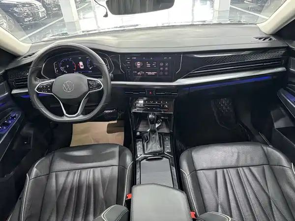 Volkswagen Passat 2022