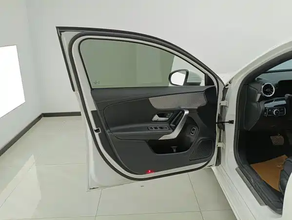Mercedes-Benz A-Class 2023