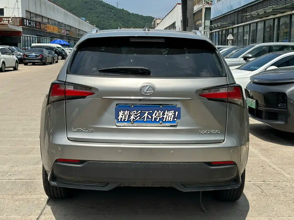 Lexus NX 2015 — фото 10