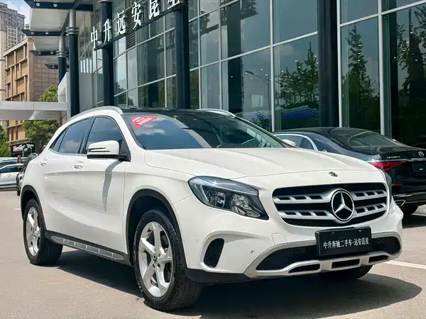 Mercedes-Benz GLA 2019