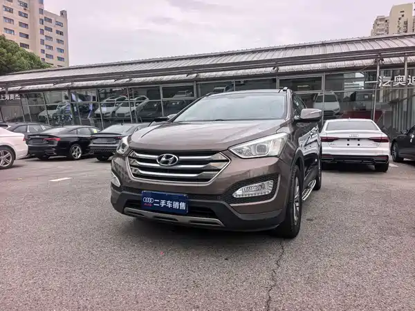 Hyundai Santa Fe 2015
