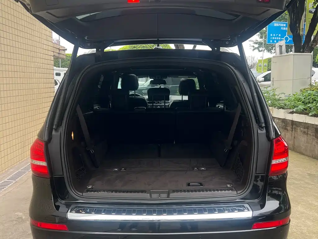 Mercedes-Benz GLS 2019 — фото 16