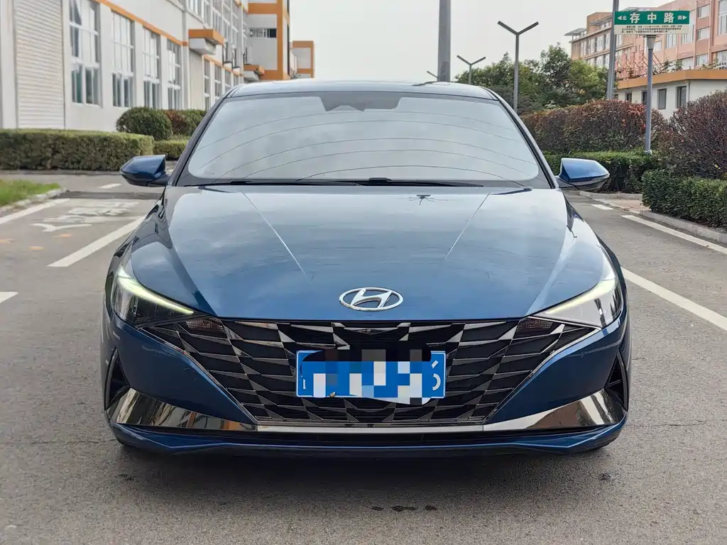 Hyundai Elantra 2022 — фото 2