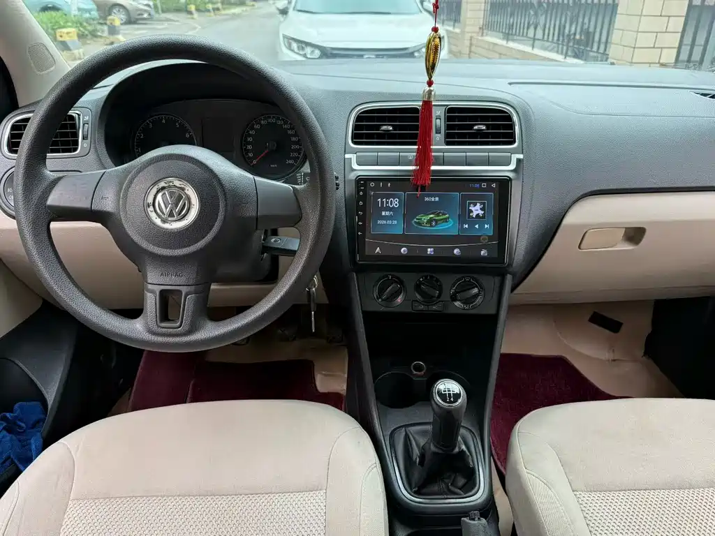 Volkswagen Polo 2013