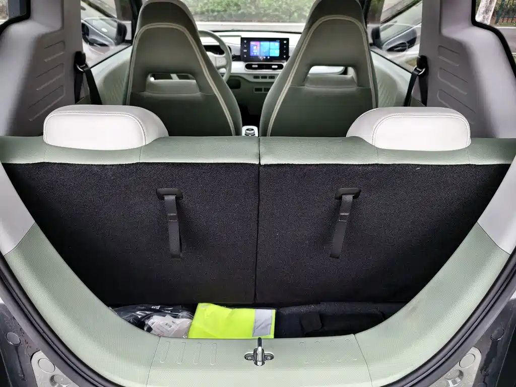 Geely Galaxy Panda 2025 — фото 11