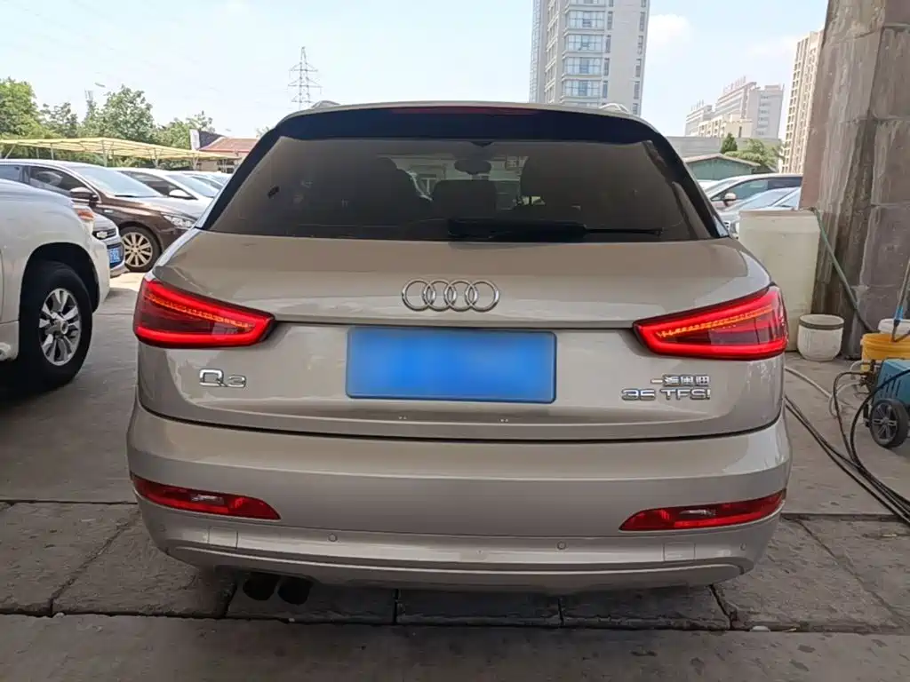 Audi Q3 2016 — фото 6