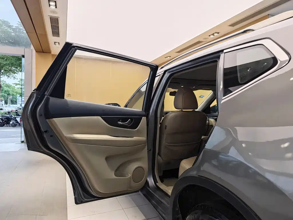 Nissan X-Trail 2014 — фото 21