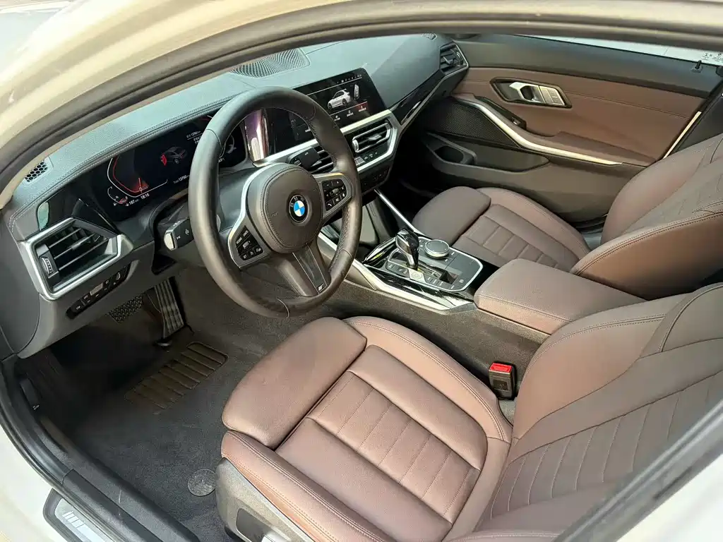 BMW 3 Series 2021