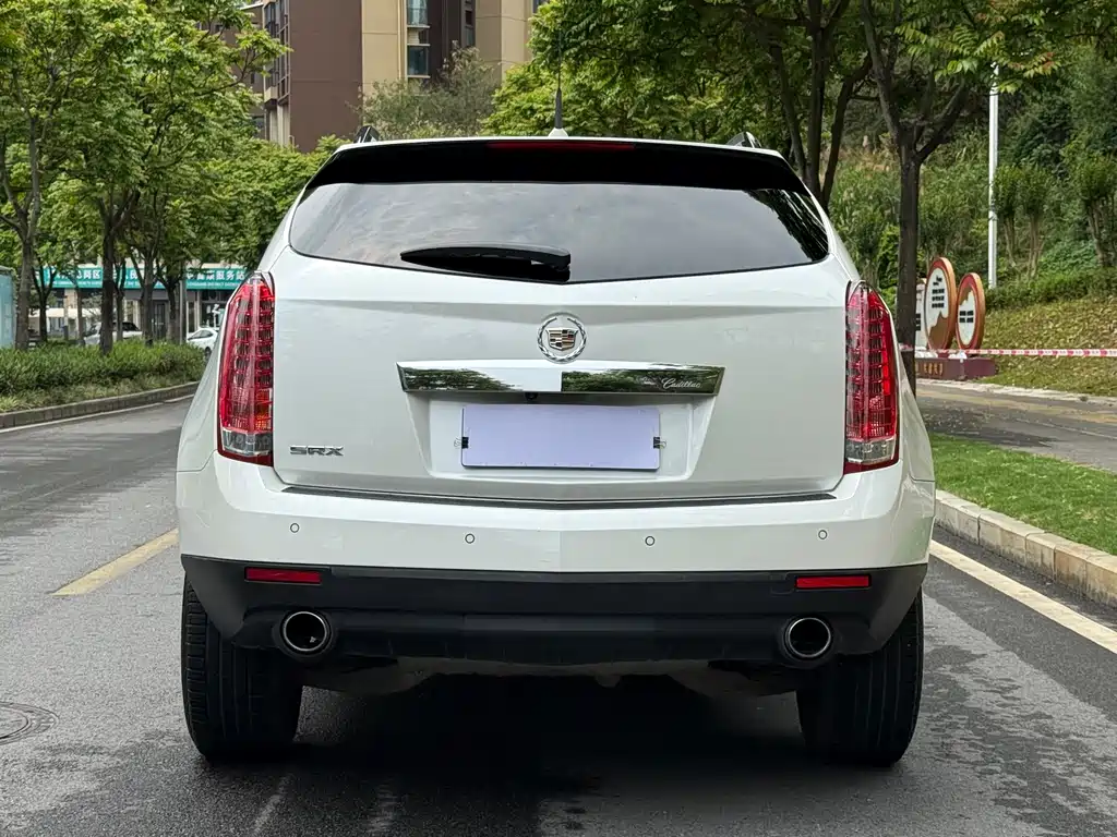 Cadillac SRX 2015 — фото 4