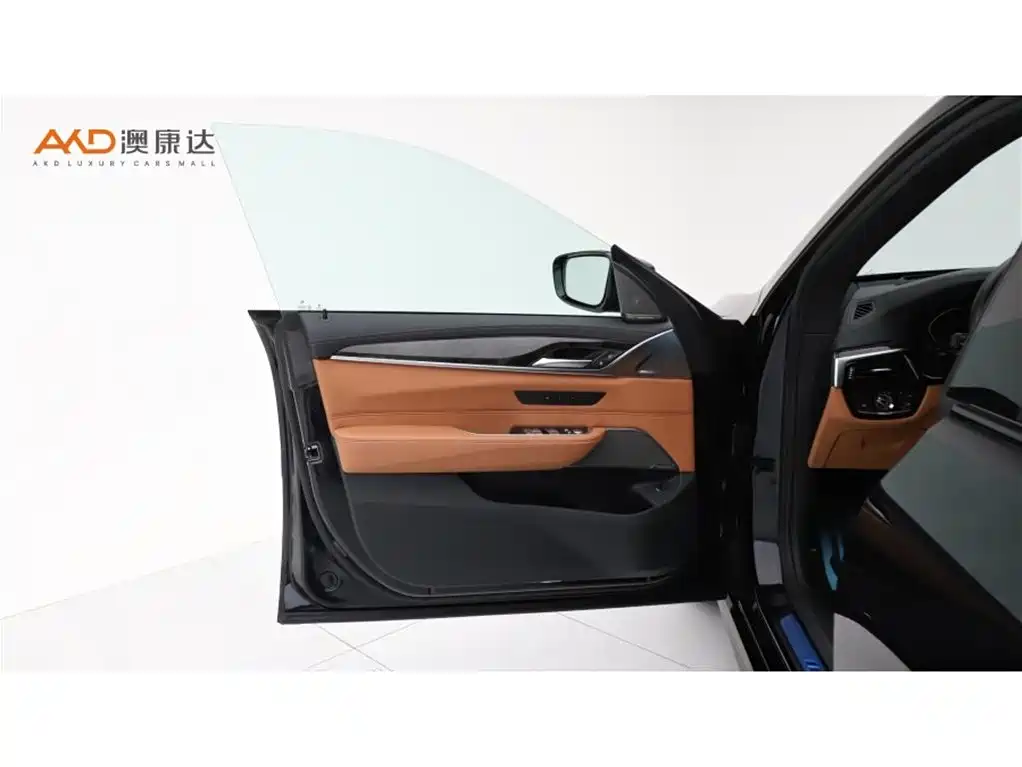 BMW 6 Series GT 2021 — фото 10