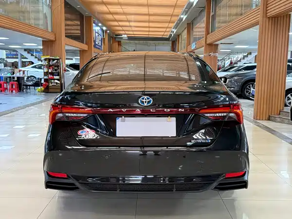 Toyota Avalon 2021