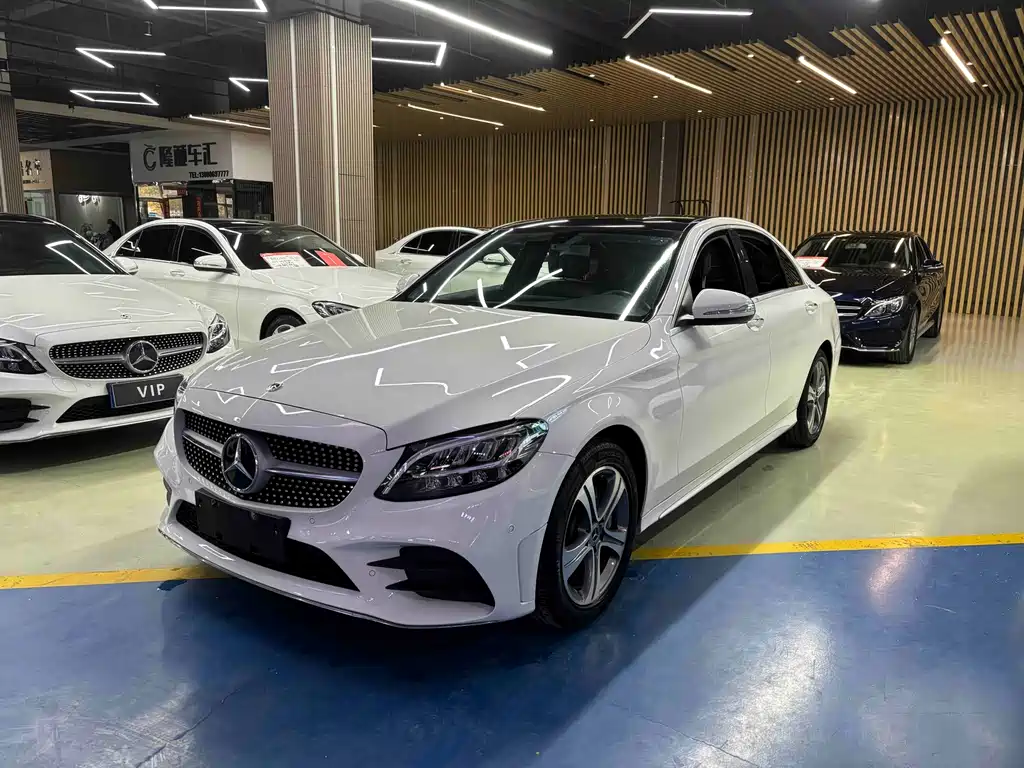 Mercedes-Benz C-Class 2019 — фото 1