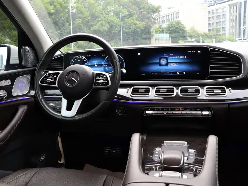 Mercedes-Benz GLE 2020 — фото 15