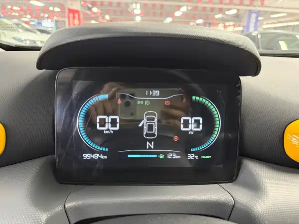 Leapmotor T03 2021