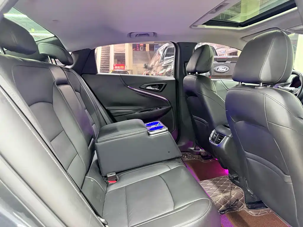 Chevrolet Malibu XL 2017 — фото 15