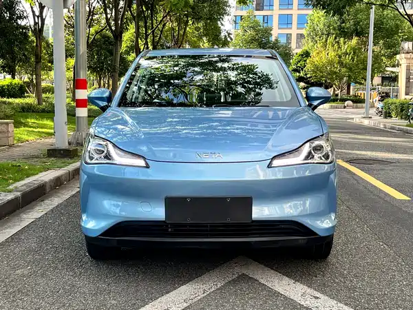 Neta V 2021