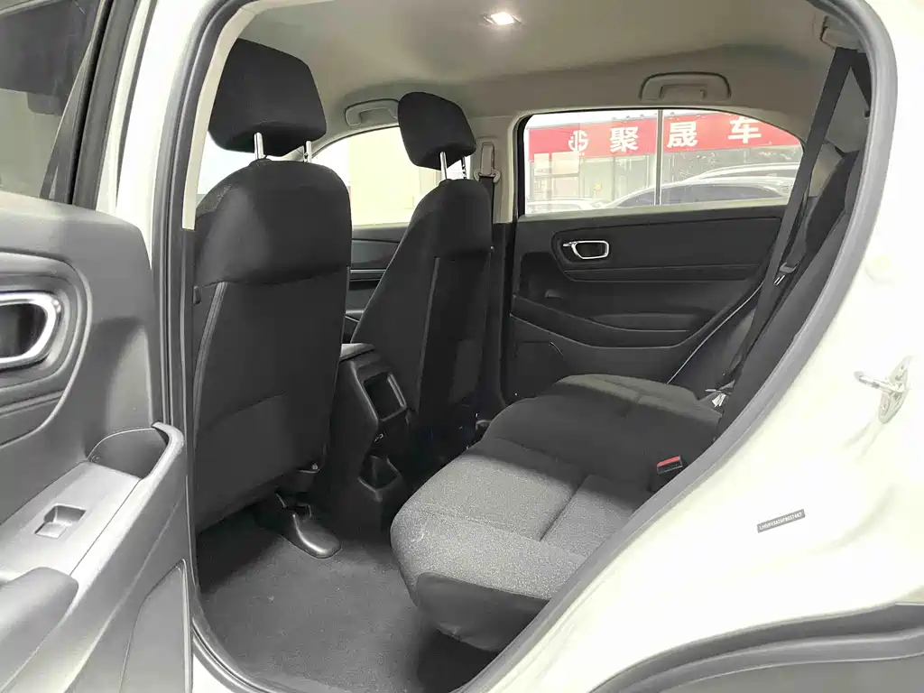 Honda Vezel 2023 — фото 10