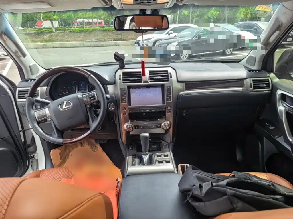 Lexus GX 2015 — фото 10
