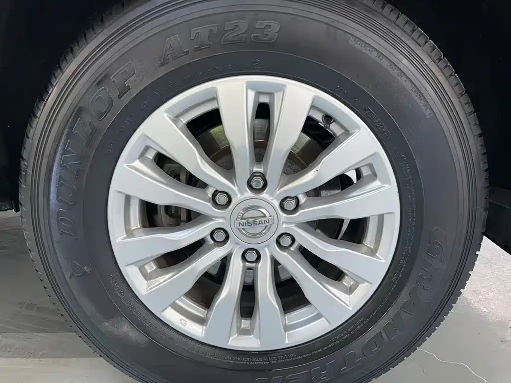 Nissan Patrol 2017 — фото 11