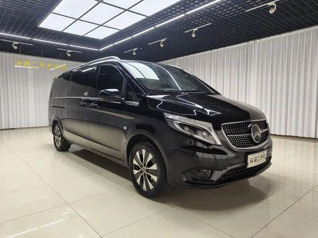 Mercedes-Benz Vito 2023 — фото 3