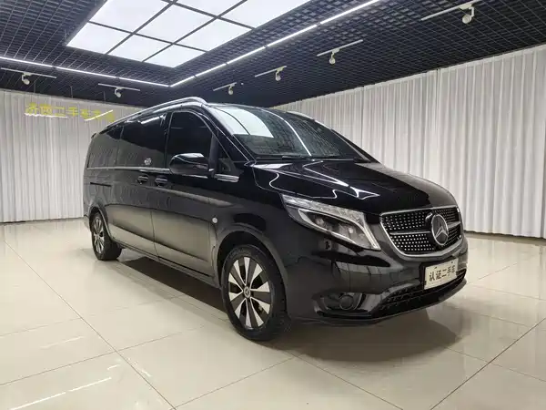 Mercedes-Benz Vito 2023