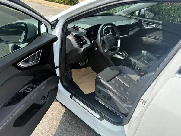 Audi Q4 E-Tron 2023
