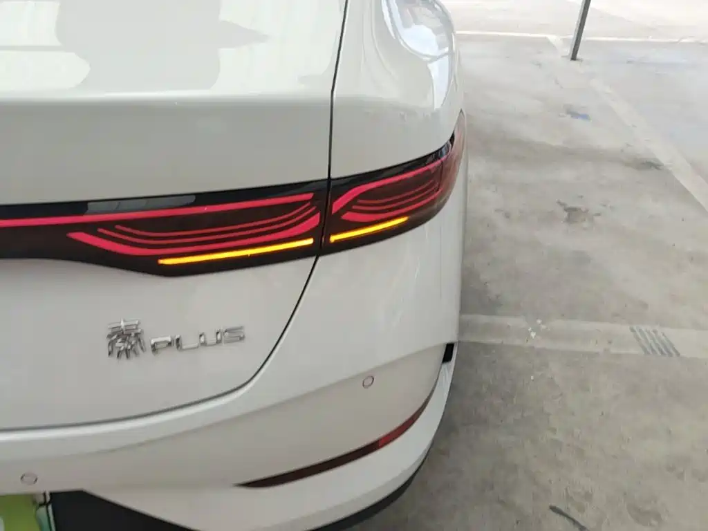 BYD Qin PLUS 2025 — фото 8